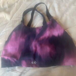 Alo yoga
Sport bra
Size Large
